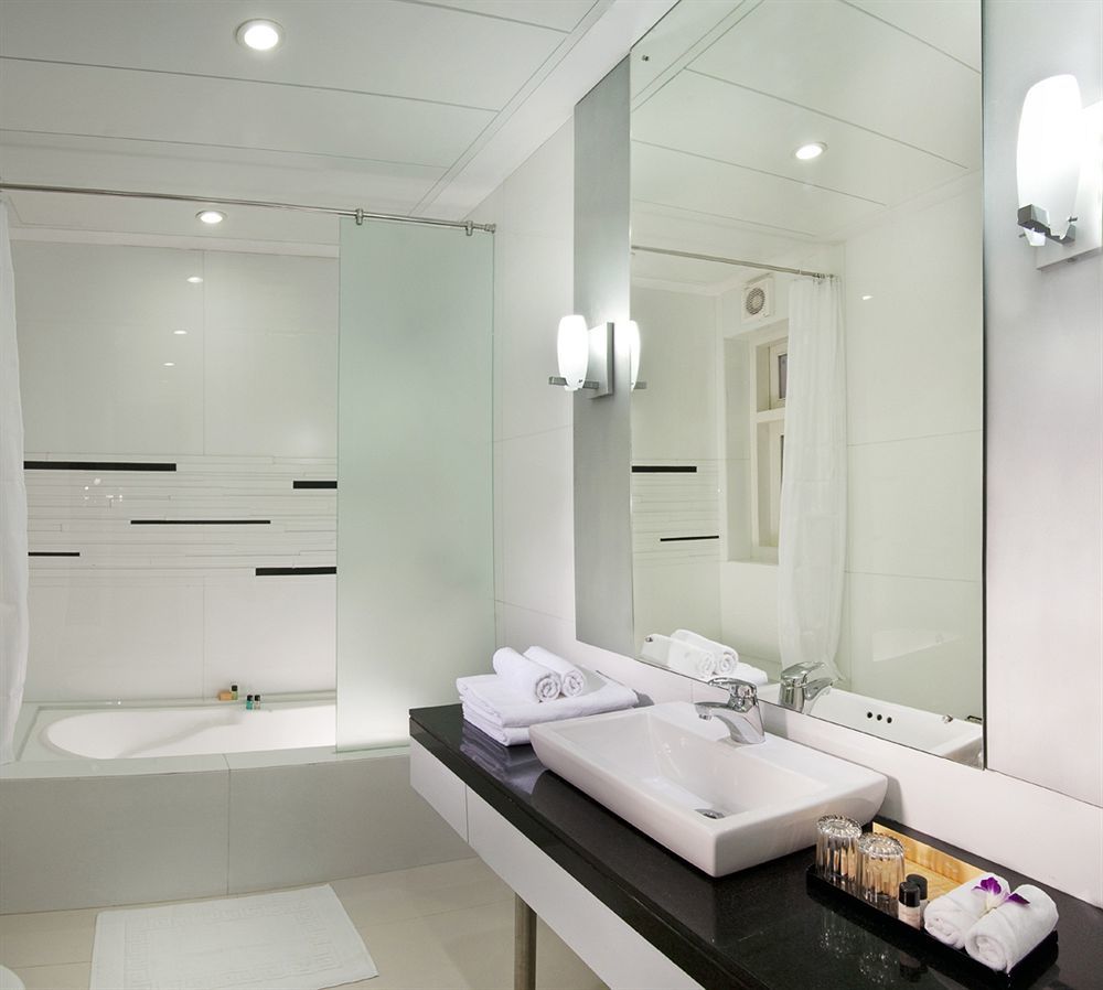 Sapphire Suite Kolkata Ngoại thất bức ảnh