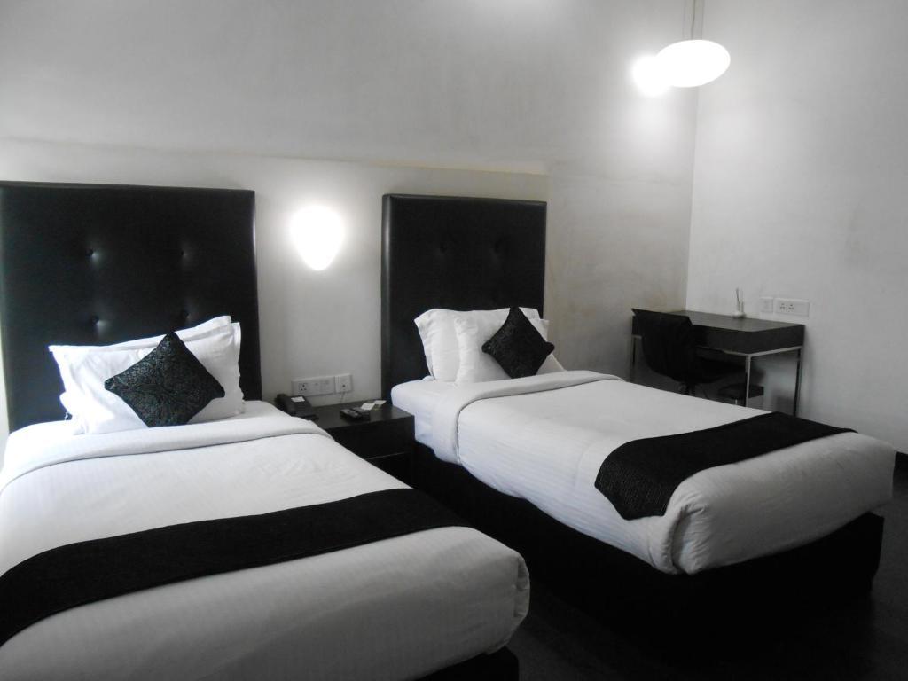 Sapphire Suite Kolkata Phòng bức ảnh